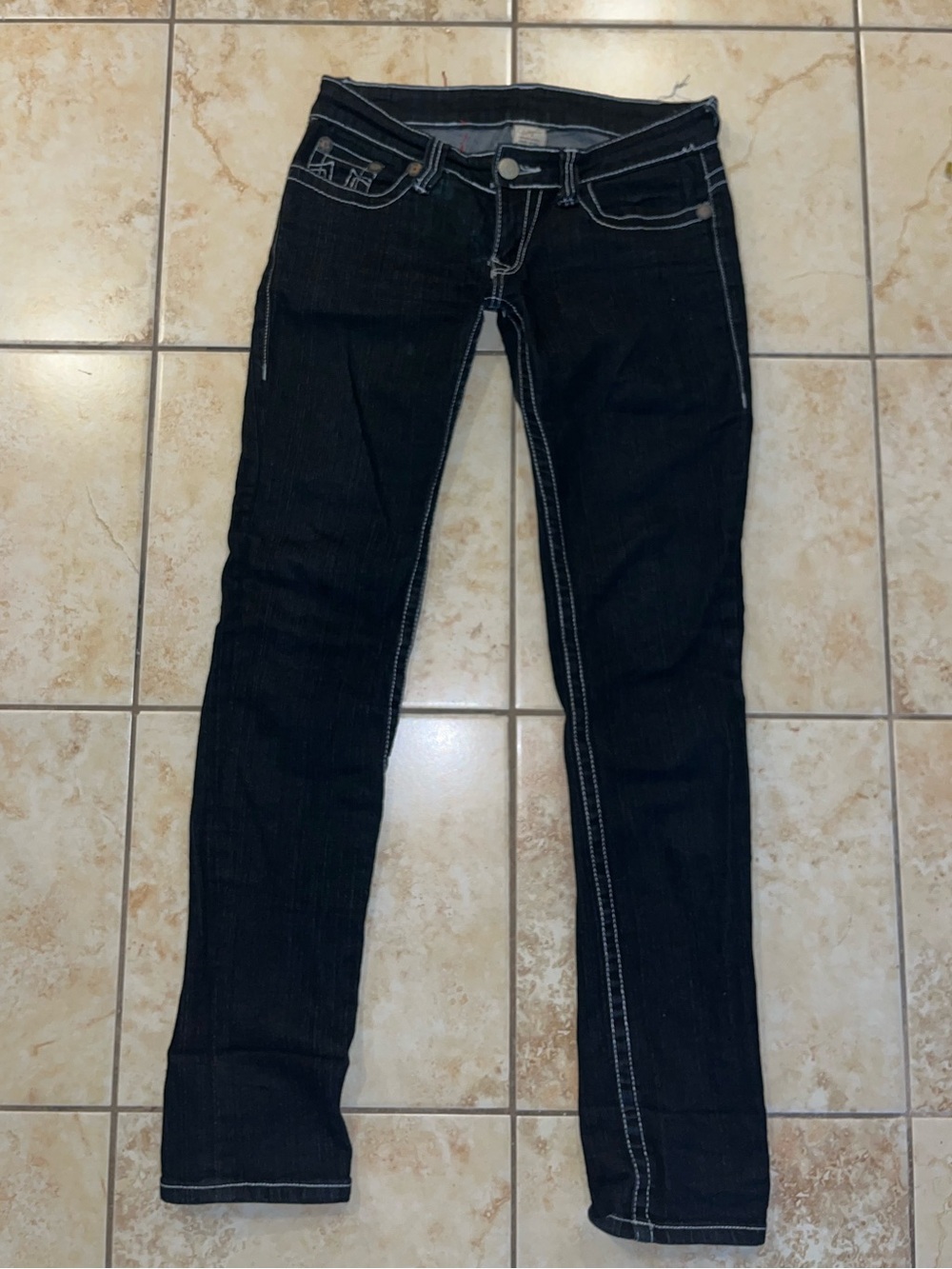 Women’s Black Skinny Jeans with Contrast Stitching